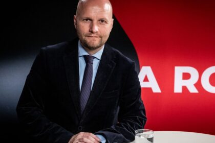 Robert Fico sadisticky odpojuje ukrajinske deti hovori Jaroslav Nad rozhovor