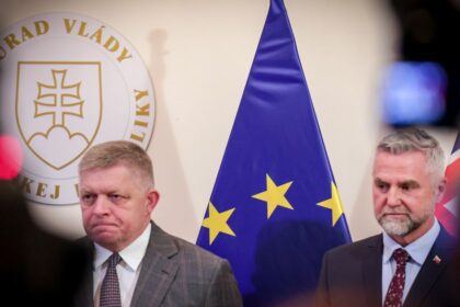 Robert Fico vie ze po volbach nie je vladnut Moze to pre neho vsak byt dobra sprava komentar Martina Behula
