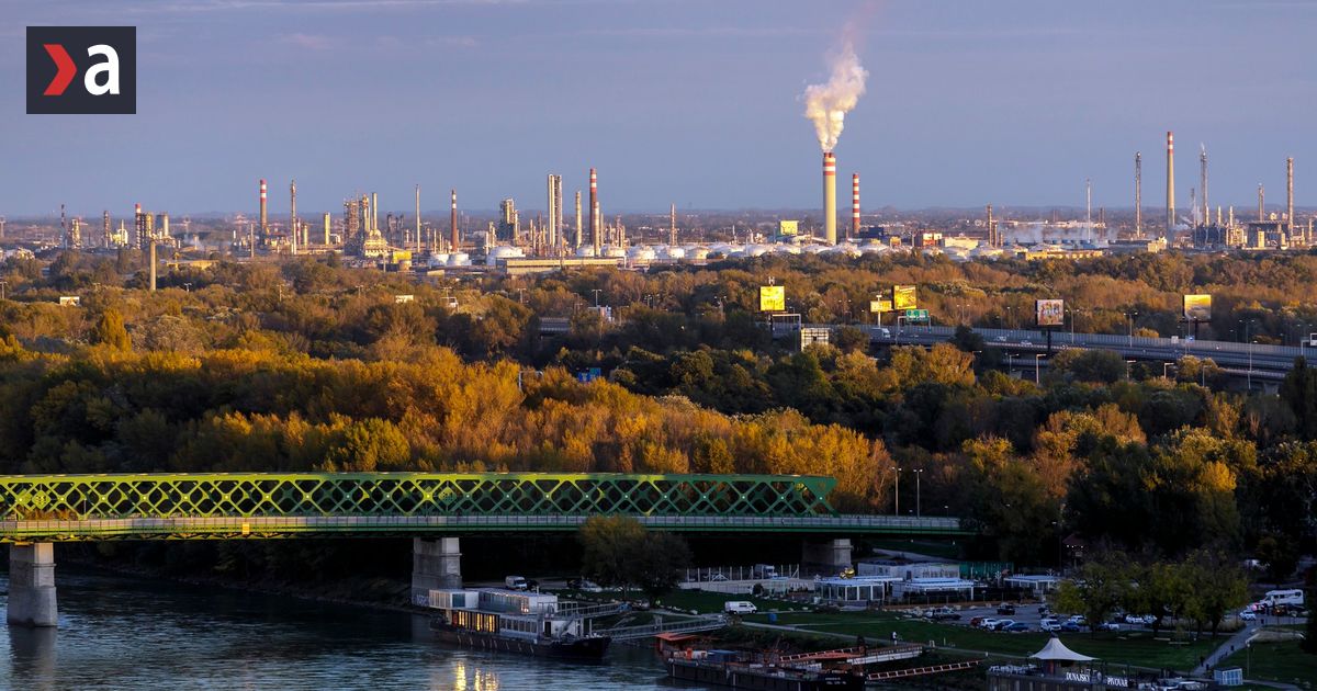 Slovensko je bez dodavok ropy Vlada vyhlasila stav ropnej nudze