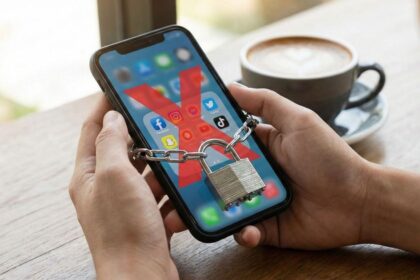 Suhlasia Slovaci so zakazom socialnych sieti pre deti Vysledok je jasny