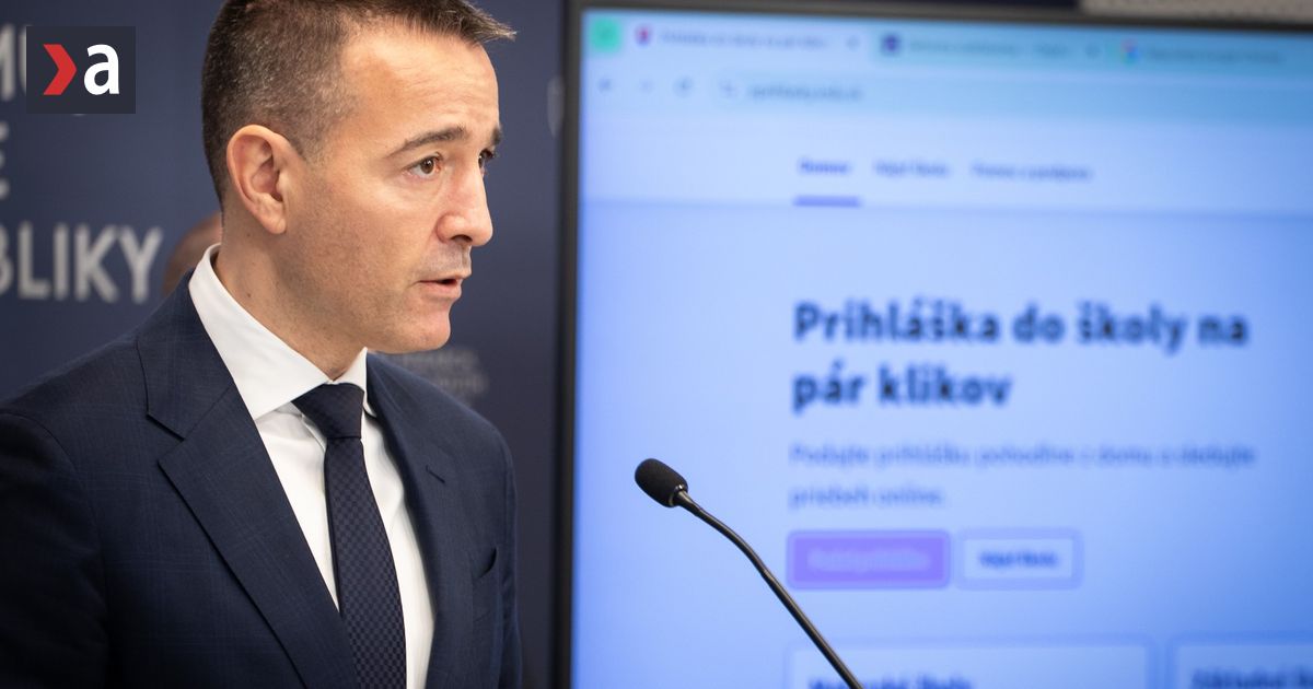 Ucitelia spustili alarm kvoli skolskemu zakonu Ziadna odbornost len tlak a rychlo schvalene zmeny