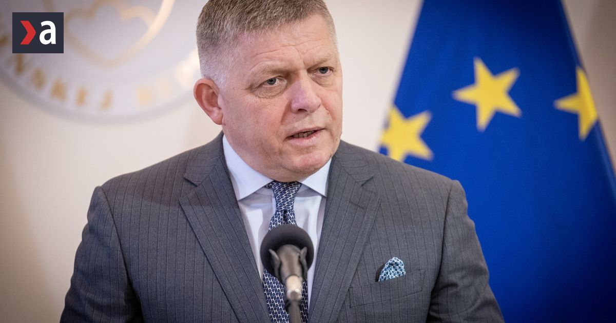 V zivote som sa nestretol s clovekom na ktoreho sa pytate reagoval premier Fico na otazku o Steveovi Bannonovi