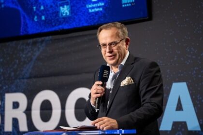Vaclava Moravca Z desiatich rozhovorov mi Ceska televizia povolila dva Politici sa snazili zlikvidovat kriticku zurnalistiku video