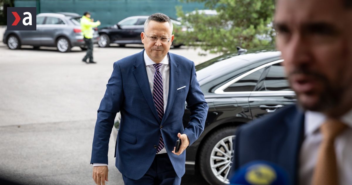 koniec optimizmu minister takac sa chvalil zlacnovanim prisiel vsak rekordny narast