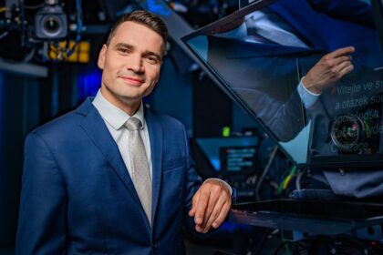 moderator daniel stach ak nebudem slobodny v ceskej televizii koncim mozem odcestovat trhat jablka na novy zeland