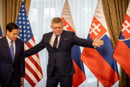 stretnutie premiera fica s marcom rubiom zhorsilo poziciu slovenska komentar petra weissa