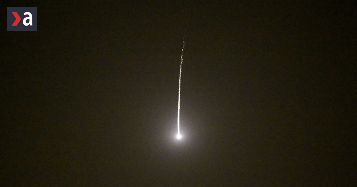 Chamenei je mrtvy Nech zije Chamenei nazor Victora Breinera