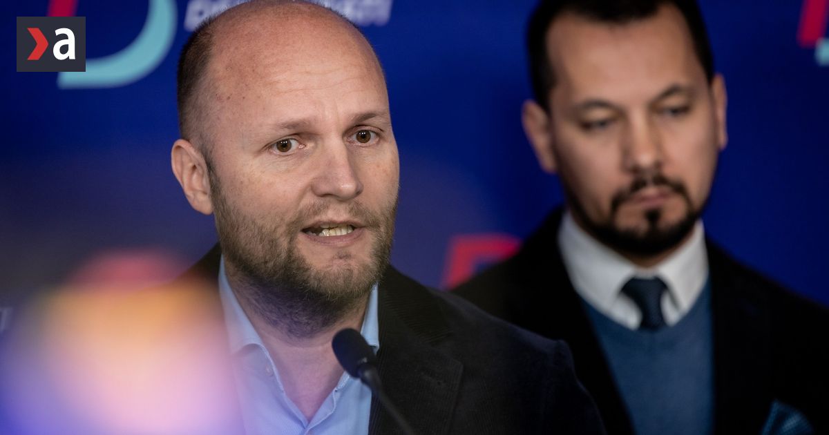 Demokrati vyzyvaju rebela Hlasu Jana Ferencaka aby zverejnil povod svojho majetku