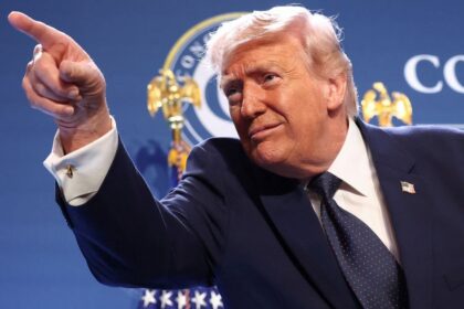 Donald Trump si objednal pozehnanie na svatu vojnu komentar Lubomira Jaska