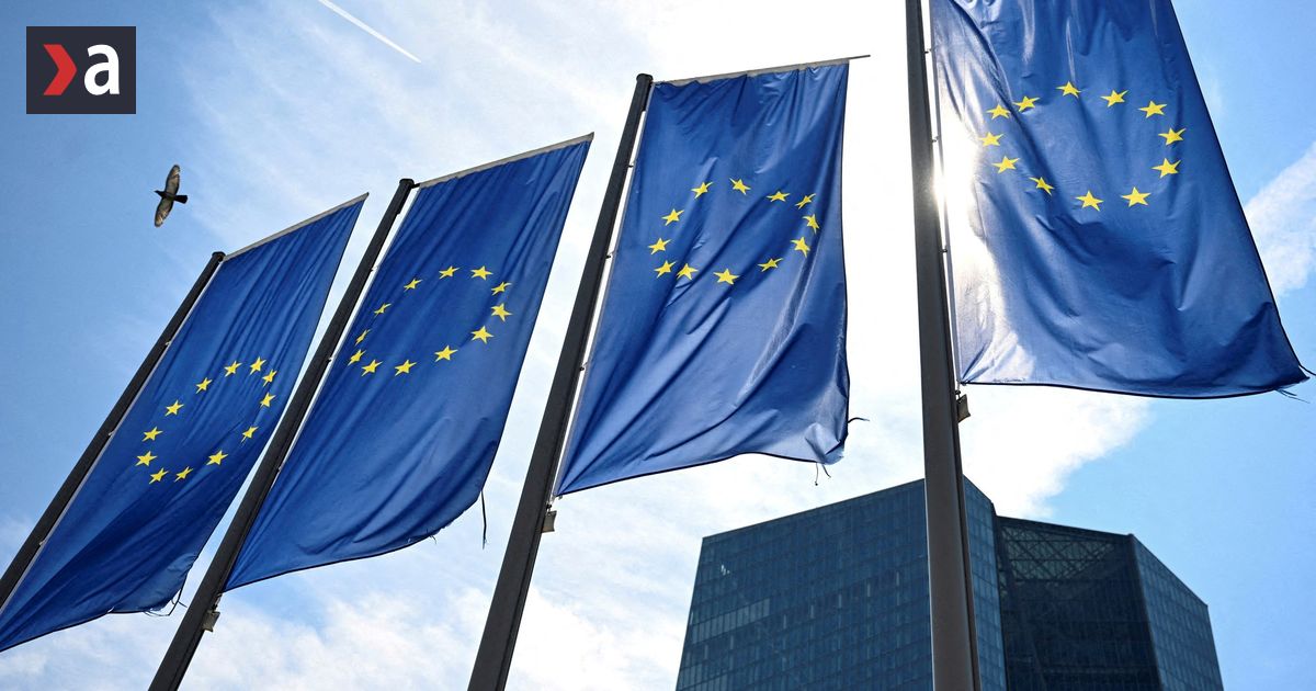 Financna infrastruktura ma geopoliticke nasledky Europa sa nechce spoliehat na ostatnych nazor Piera Cipolloneho