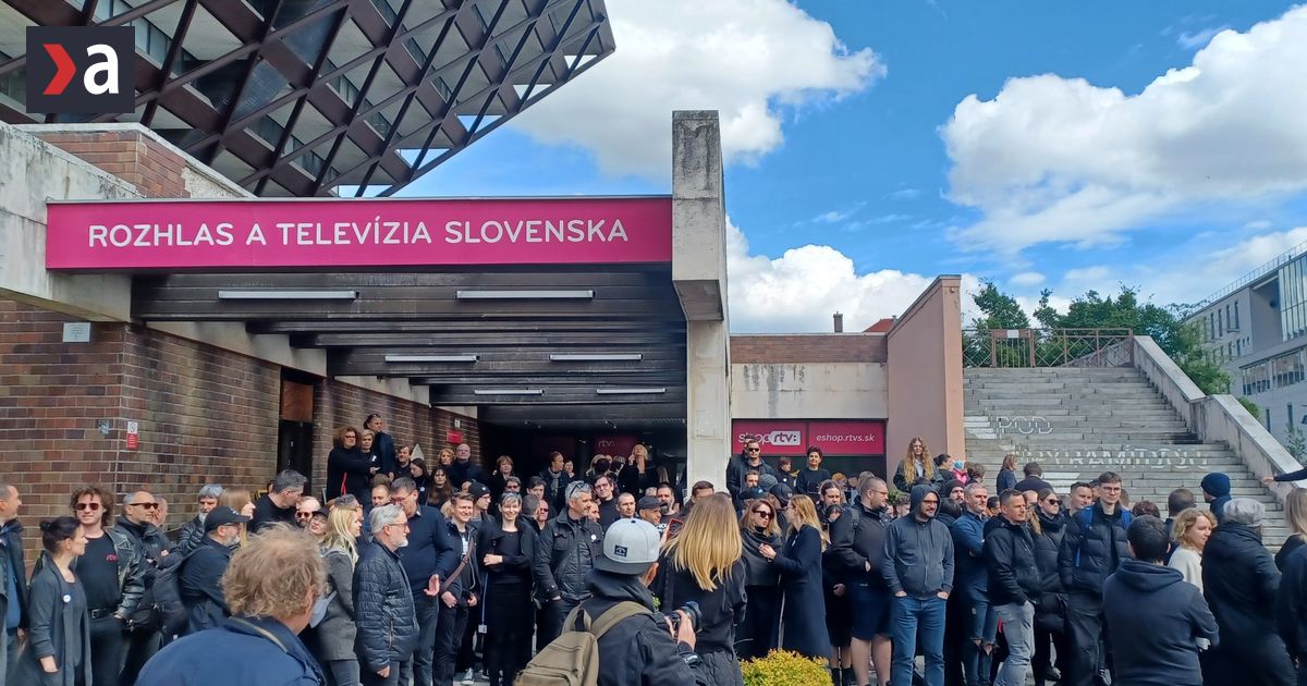 Hromadne prepustanie v STVR Odbory uz komunikuju s ludmi ktori maju v televizii skoncit