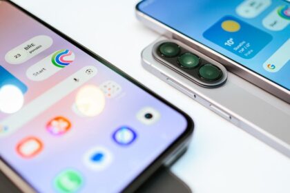 Jeden z najpredavanejsich smartfonov na Slovensku dostal svoho nastupcu Co ponuka kedy a za aku cenu sa dostane do SR
