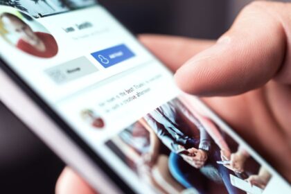 Meta reaguje na utoky hackerov WhatsApp a Facebook dostali novu ochranu