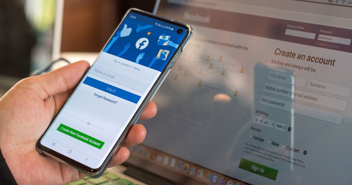 Miliardy zarabaju aj na zosnulych Digitalne vzkriesenie uctov na Facebooku vyvolalo rozruch