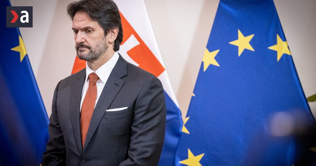 Rusko nezbombardovalo ropovod Druzba Ukrajina sa sprava mafiansky tvrdi Robert Kalinak