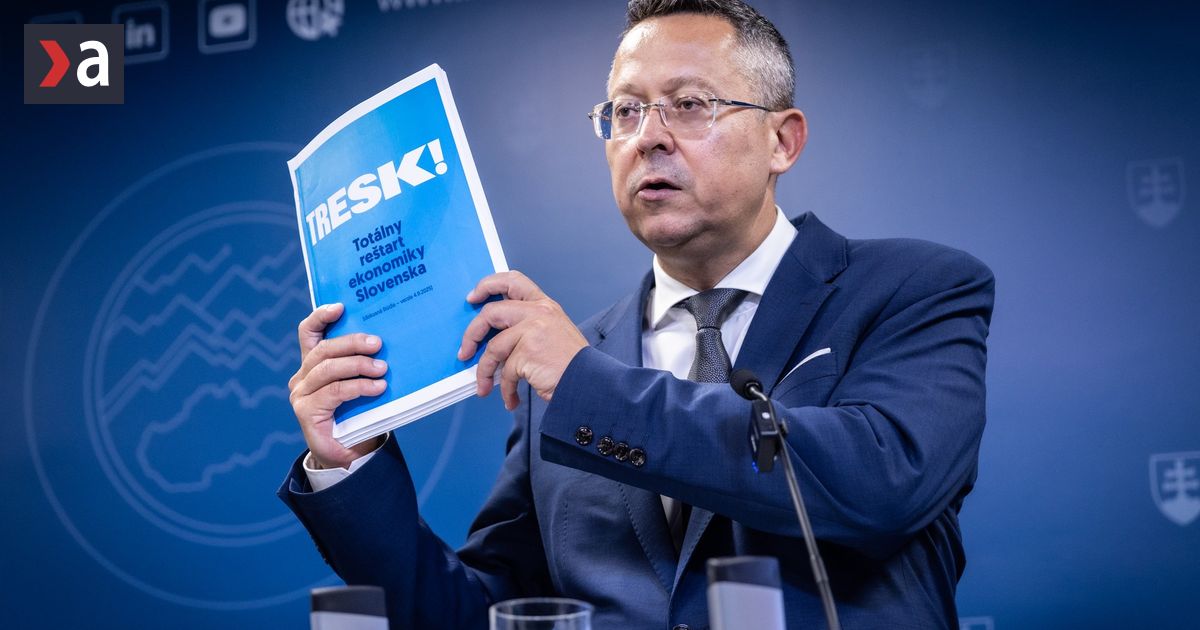 Sekera v statnom rozpocte za prve dva mesiace sokovala Slovensko Odbornici odhalili co sa v skutocnosti deje panel