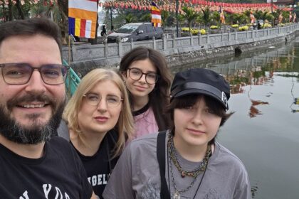 Slovenske rodiny s detmi uviazli vo Vietname Domov neprideme je to velmi drahe Nevieme co robit