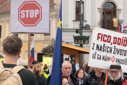 mrhanie energiou bez jasneho ciela prestavaju obcania chodit na protivladne protesty po dvoch rokoch