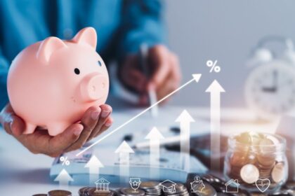 Banky citia konkurenciu zo strany brokerov Reaguju vlastnymi rieseniamy prinesu nizsie poplatky