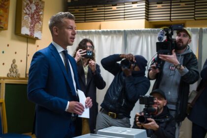 Byvaly madarsky minister Orbanov system je mafiansky stat ktory sa teraz rozpada