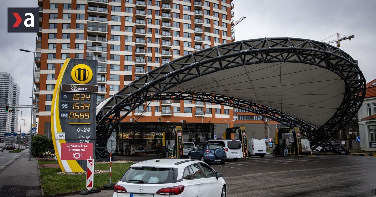 Co sa deje s benzinom a naftou Vyvoj za uplynule dve tyzdne zhrnieme v otazkach a odpovediach