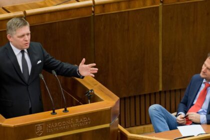 Igor Matovic pripomenul v com sa Robert Fico podoba na Eduarda Hegera komentars Martina Behula