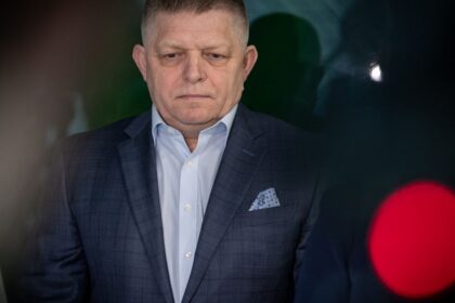 Ropovod Druzba nadalej tecie Stav nudze a kontroverzne opatrenia na cerpacich staniciach pretrvavaju