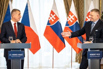 Snaha Slovenska Madarska a Ceska je falosna Robia vsetko preto aby sa V4 nedala obnovit komentar Petra Weissa
