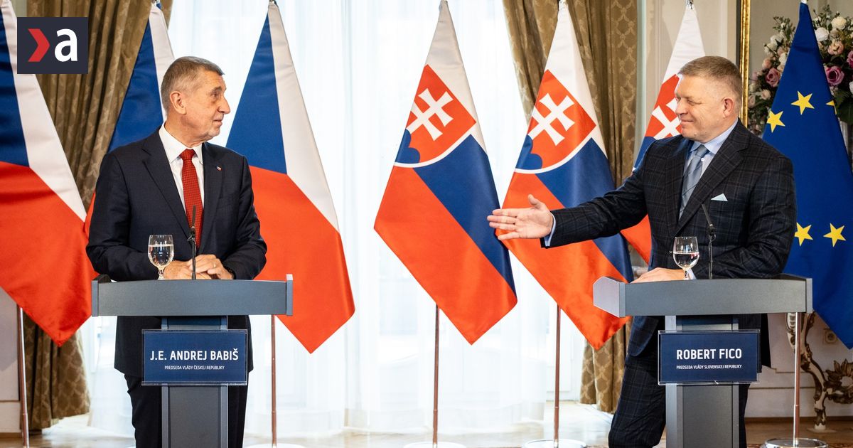 Snaha Slovenska Madarska a Ceska je falosna Robia vsetko preto aby sa V4 nedala obnovit komentar Petra Weissa