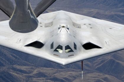 Tento bombarder ma ovladnut oblohu Americania uvolnili astronomicku sumu