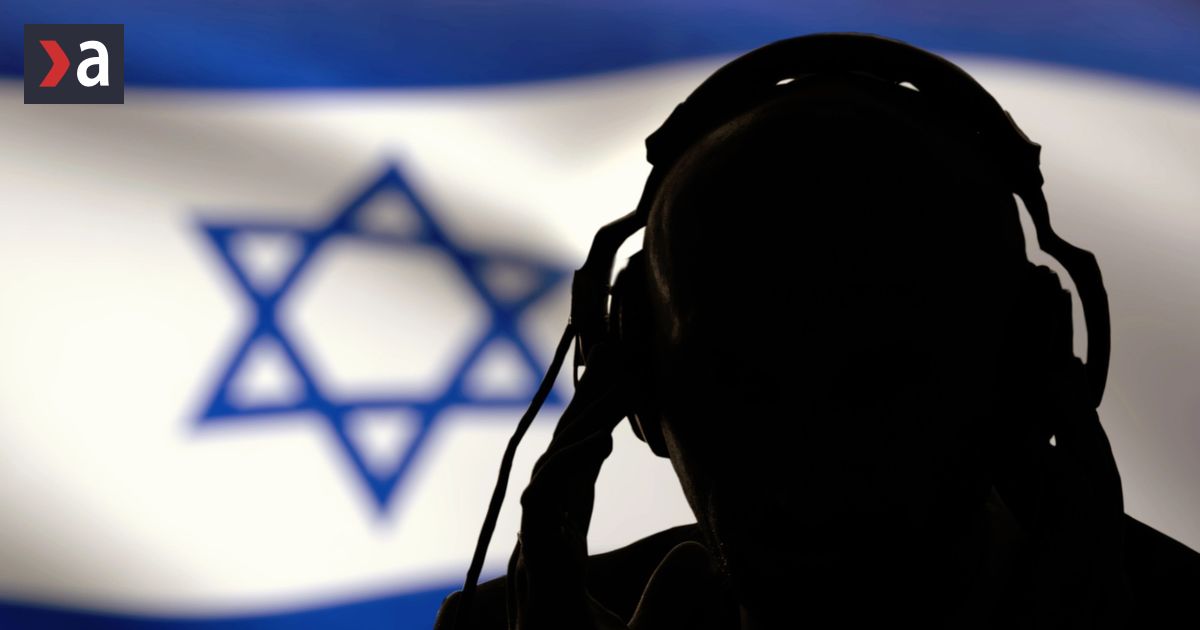 Timto sa Izrael odlisuje od Iranu a Palestincanov Nazyva sa to demokracia preto musi byt nasim spojencom komentar Zola Mikesha