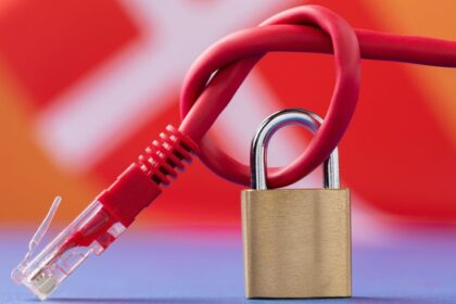 Tvrd cenzura internetu Rusko vyvija tlak na Google a ziada odstranenie stoviek oblubench aplikacii