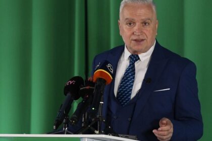 Volby 2026 Dzemal Kodrazi sa po styroch rokoch znova uchadza o post predsedu Kosickeho kraja