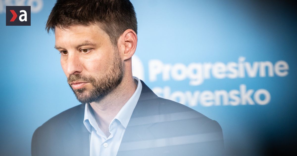 Ak by sa Michal Simecka zachal rovnako ako Robert Fico lutoval by to rovnako komentar Martina Behula