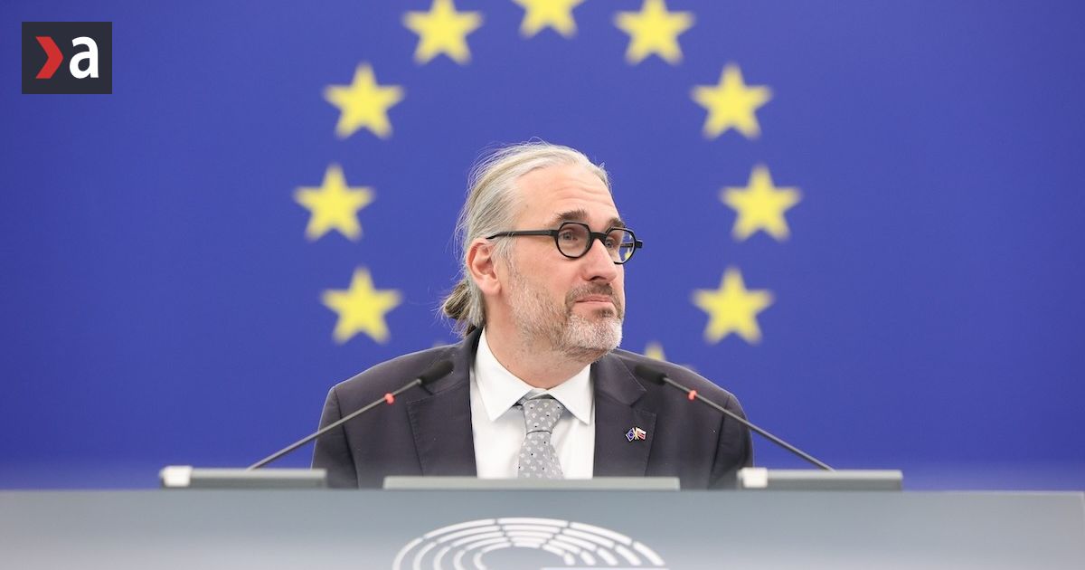 Progresivci odmietli podporit odobranie eurofondov Slovensku Nechceme to ale chapeme Europsku uniu tvrdi europoslanec Martin Hojsik