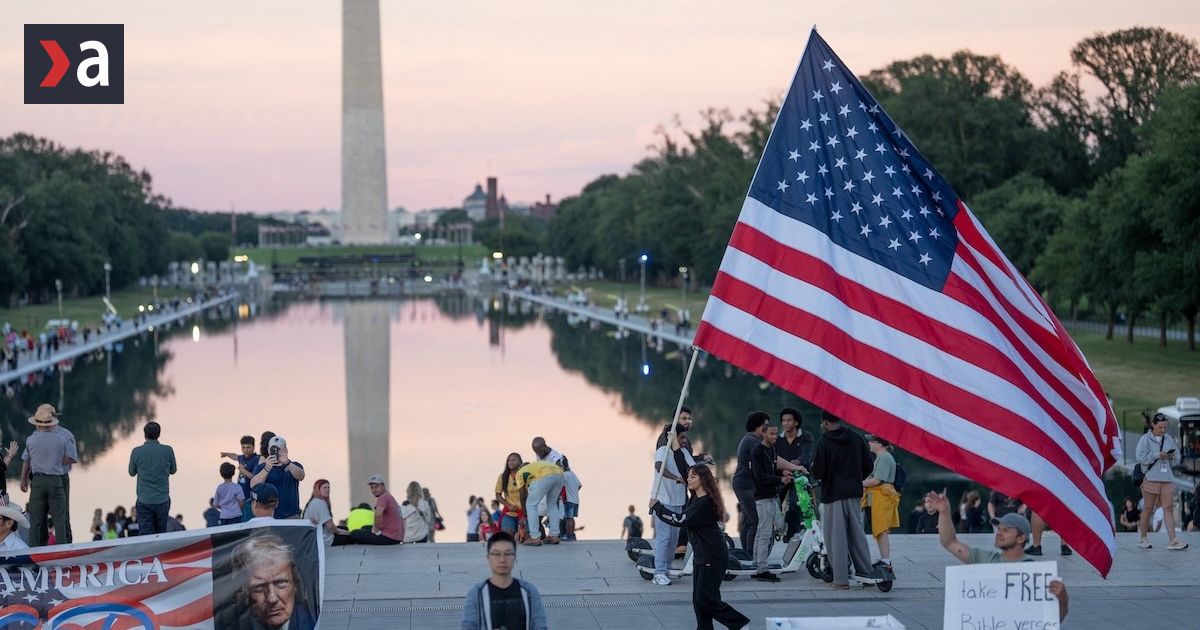 Chcel ponizit Obamu skoncil s fiaskom Slavna washingtonska pamiatka sa po Trumpovej oprave zmenila na mociar
