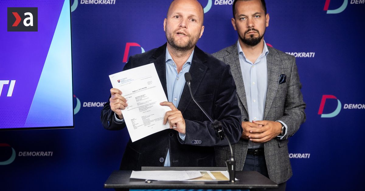 Demokrati odhalili fotografie a tvrdia raketovy system mieriaci z armady do Afriky nie je srot