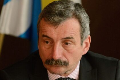 Drahy omyl v Zlatych Moravciach Primator natankoval naftu namiesto benzinu opravu uhradilo mesto