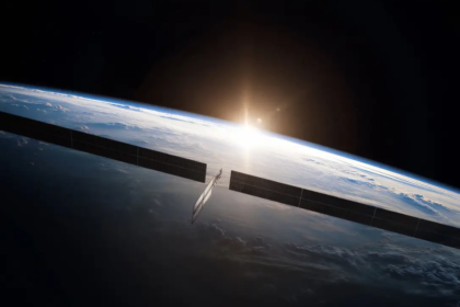 Elon Musk planue vybudovat vesmirny superpocitac Pomoze mu tento sektor s kridlami