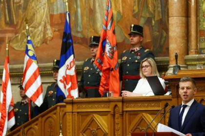 Peter Magyar provokuje Slovakov Pobureny minister Blanar protestuje a posila odkaz Budapesti