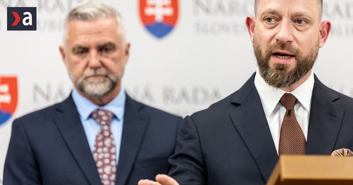 Premier Fico Ak odvolate Tibora Gaspara odvolame Dubeciho z PS
