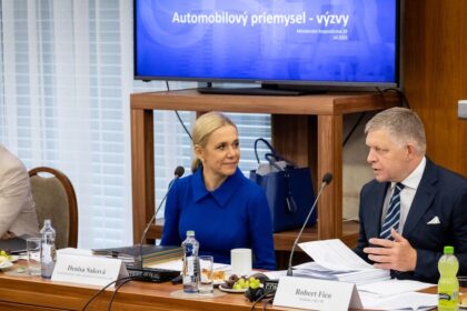 Premier Fico sa dostal do konfliktu s priemyselnikmi Ide o lacne energie
