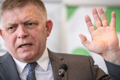 Robert Fico utrpel politicku prehru aj keby bol stopercentne cisty komentar Martina Behula