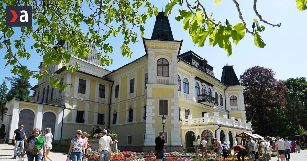 Slovenske narodne muzeum hlada riaditela Betliara docasne ho vedie Andrea Predajnova