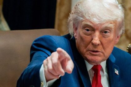Trump oslavuje dohodu ktora zhorsila postavenie USA Buduci rok nas caka armagedon komentar Zola Mikesha