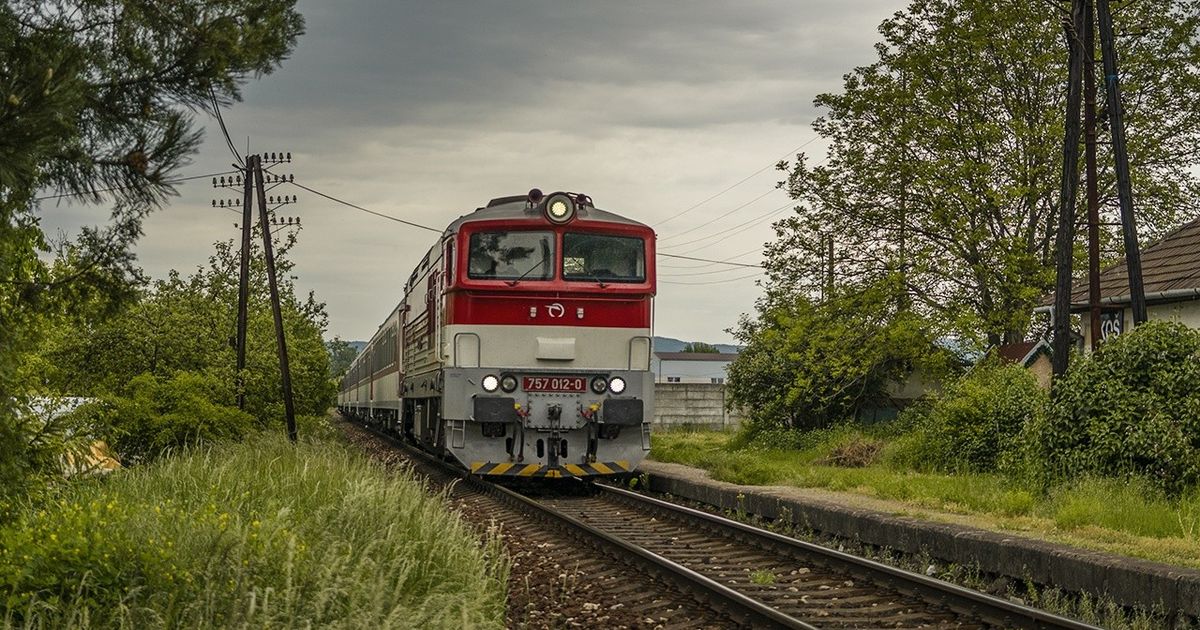 Bude na tratiach menej nehod ZSSK oznamila investicie do bezpecnostneho systemu