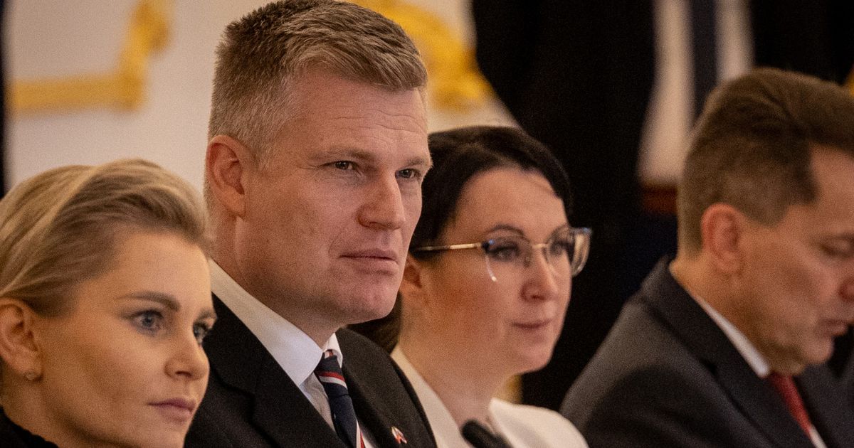 Da sa hrat zadarmo Cesky politik Turek ma parodicku videohru s jazdenim po meste