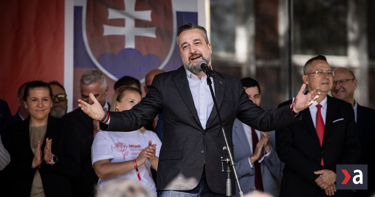 Lubos Blaha bude ucit na skole podriadenej Putinovi Nemecky expert vysvetluje preco uz nejde len o obycajnu univerzitu
