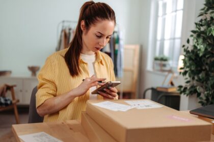 Neprijemne prekvapenie pri online nakupoch spotrebitelia hlasia pasce na poplatky eu celi tlaku