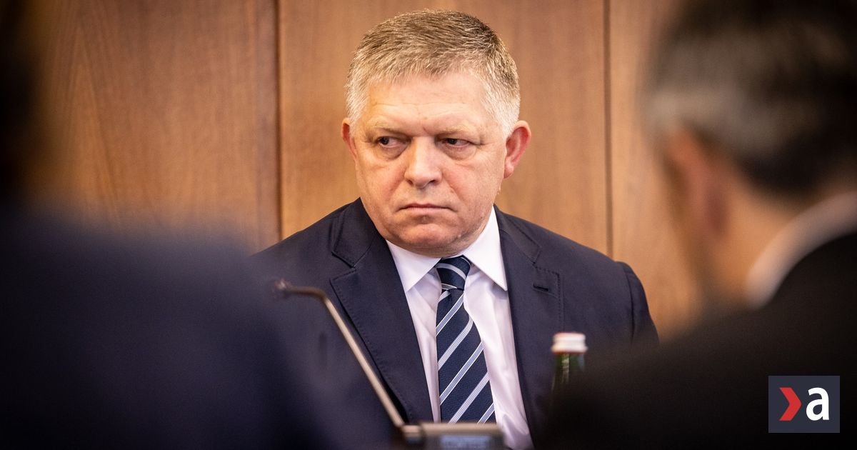 Postoj Roberta Fica k samitu NATO je vypocitavy egoisticky a strategicky chybny komentar Petra Weissa